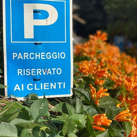 B&B Mareagro Santa Teresa Di Riva Exterior photo