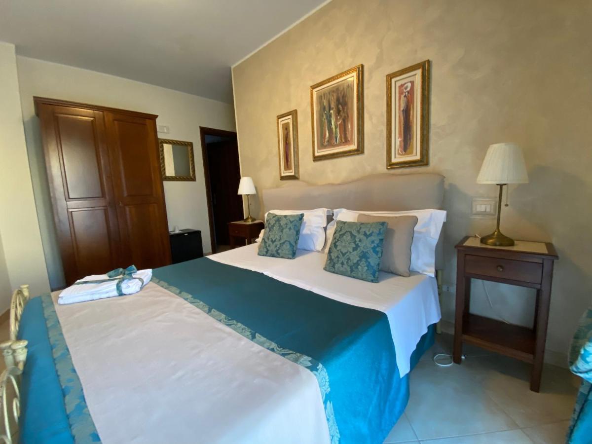 B&B Mareagro Santa Teresa Di Riva Exterior photo
