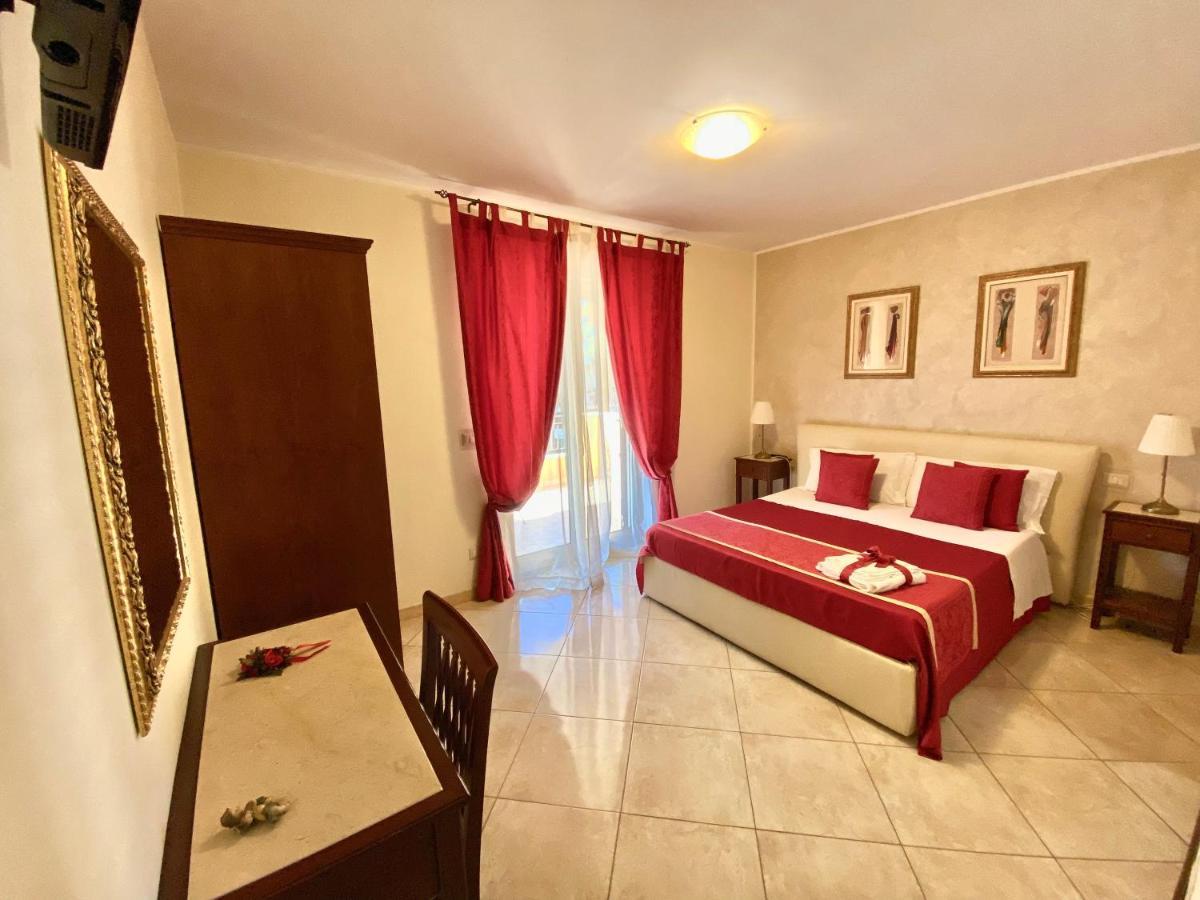 B&B Mareagro Santa Teresa Di Riva Exterior photo